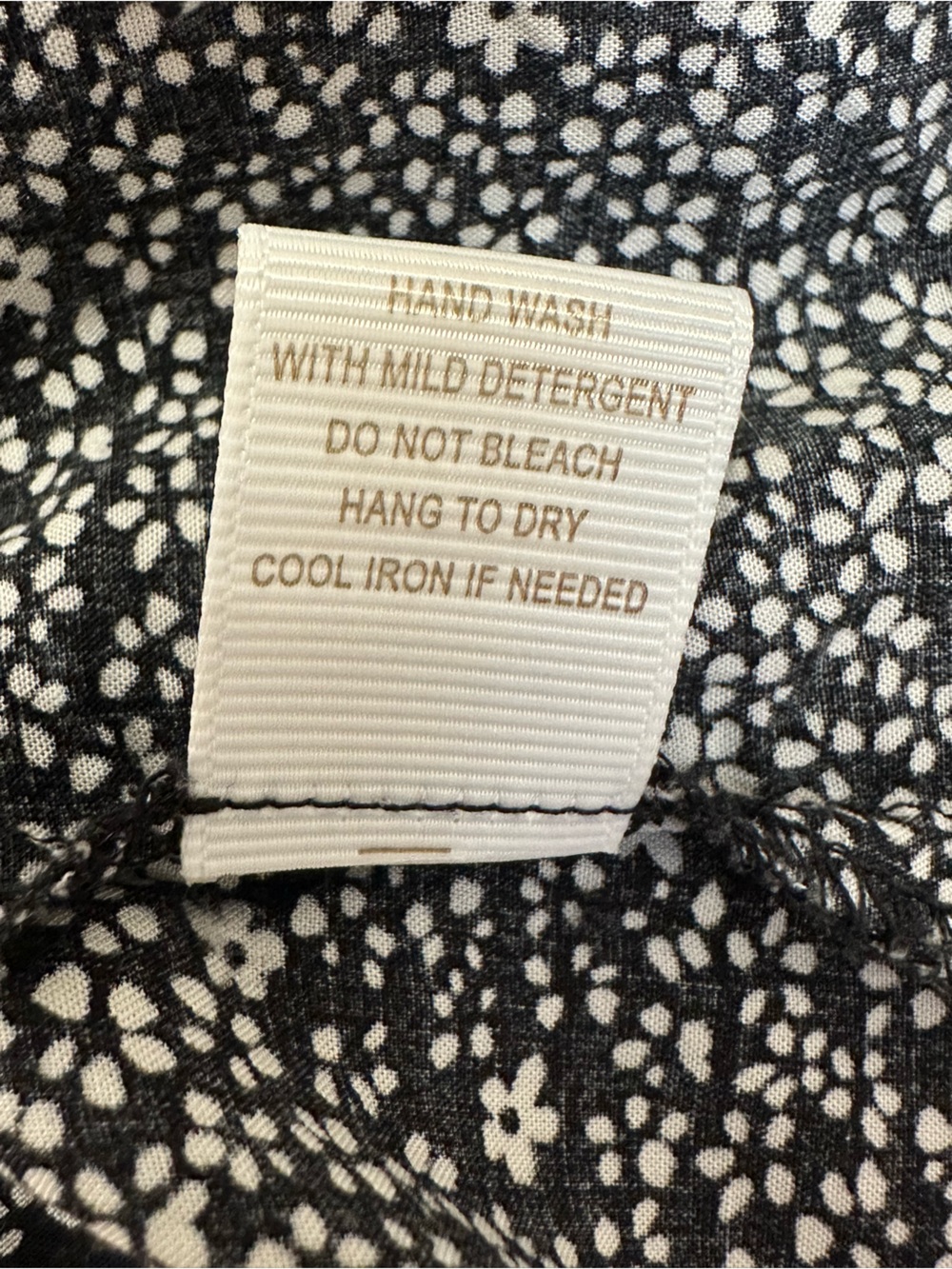 Eden & Olivia Black & White Floral Button-Front Midi Skirt – Size Large - Picture 6 of 8